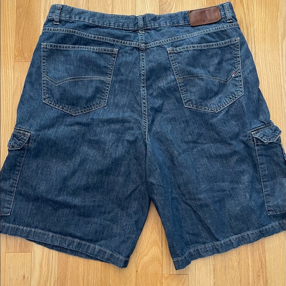 Tommy Hilfiger Mens Cargo Denim Short - Picture 7 of 8
